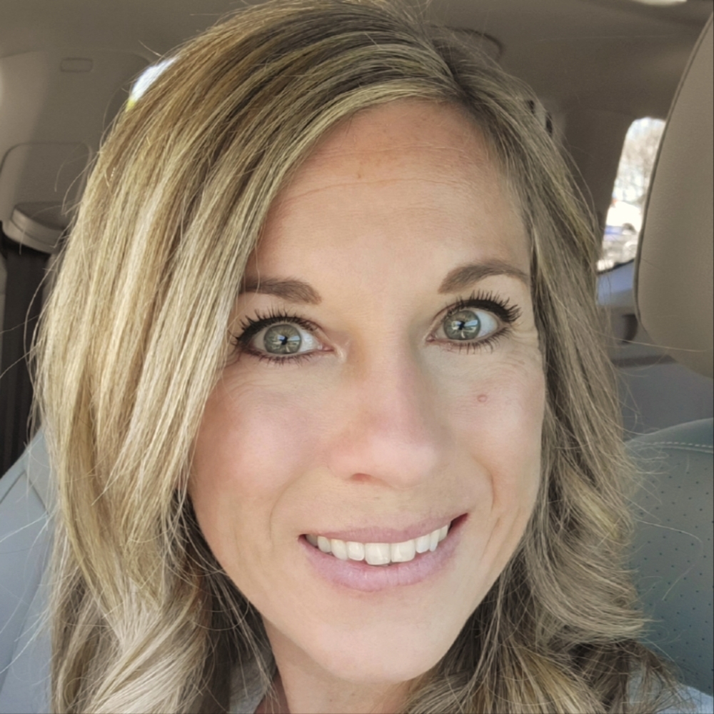 Meet your Posher, Leslie